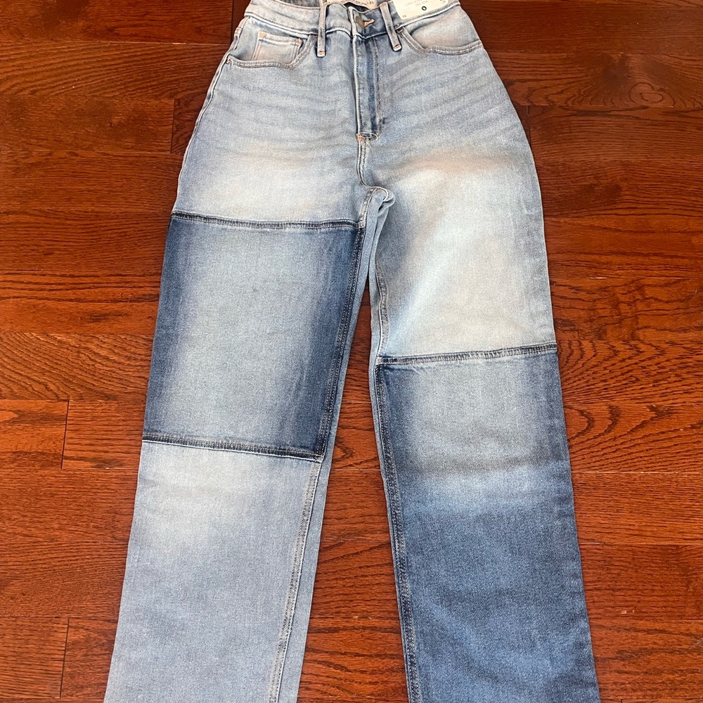 Hollister Women’s Jeans sz 0 NWT